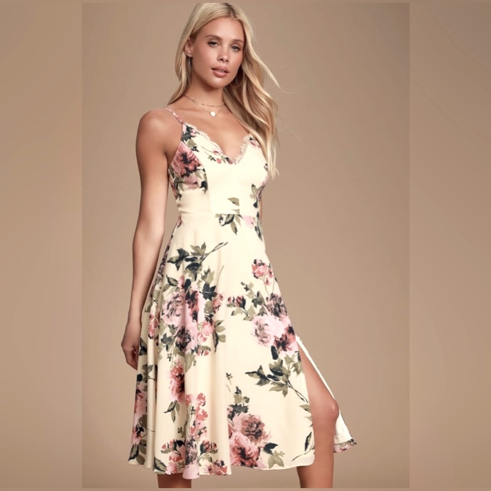 Emilee Cream Floral Print Midi Dress
Lulus XS / Small